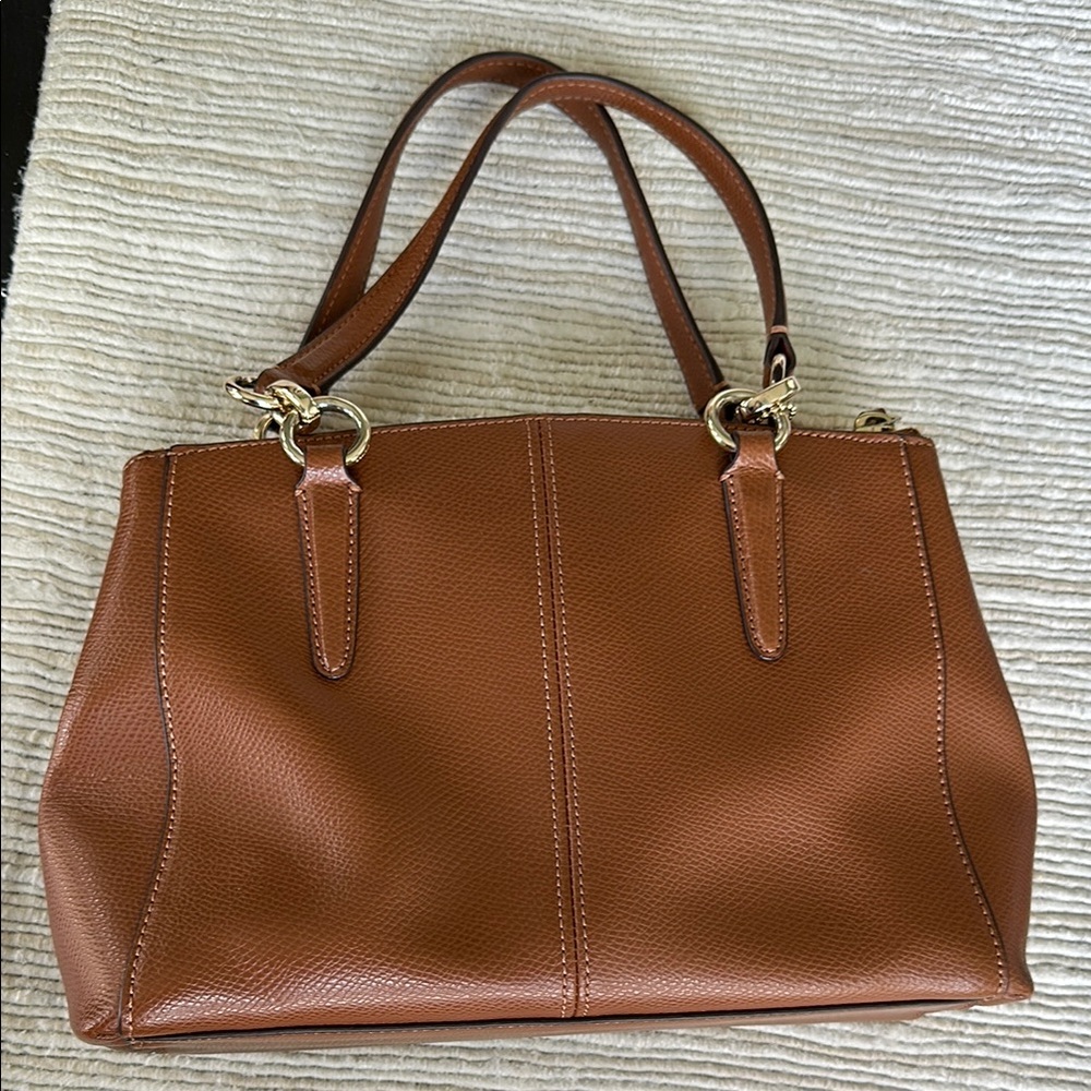 Coach cross grain mini Christi Carryall/ missing long strap. Great Condition. - Picture 9 of 10